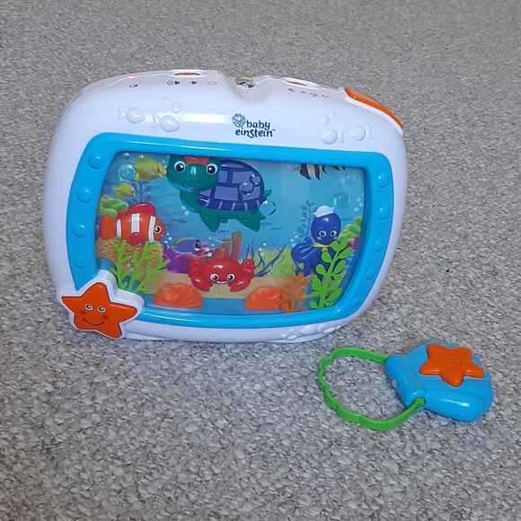 baby einstein musical crib toy